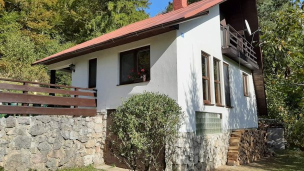 Four Seasons Cottage Poráč 9