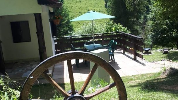 Four Seasons Cottage Poráč 16