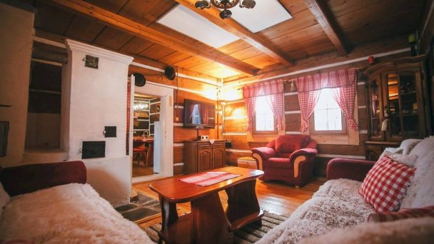 Chaty Reľov a Stromodomček Reľov 70