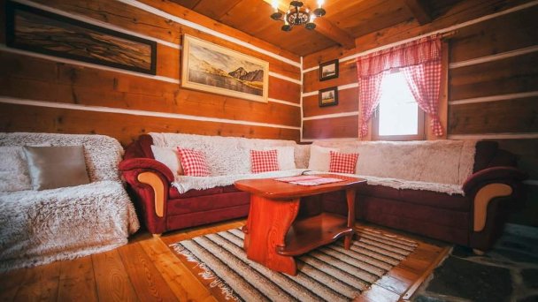 Chaty Reľov a Stromodomček Reľov 65