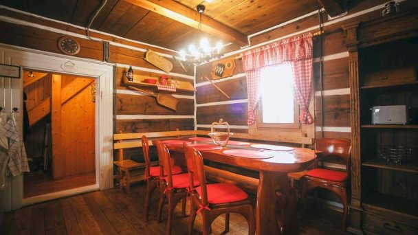 Chaty Reľov a Stromodomček Reľov 63