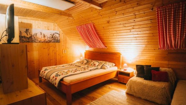 Chaty Reľov a Stromodomček Reľov 58