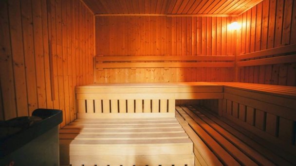 Chaty Reľov a Stromodomček Reľov 61