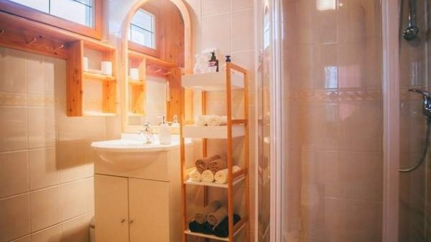 Chaty Reľov a Stromodomček Reľov 91