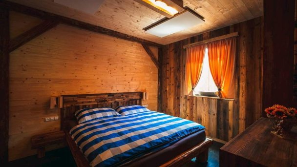 Chaty Reľov a Stromodomček Reľov 8