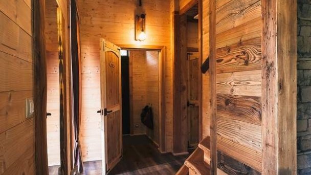 Chaty Reľov a Stromodomček Reľov 12
