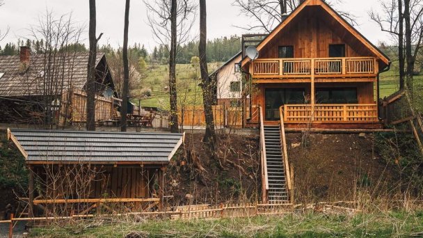 Chaty Reľov a Stromodomček Reľov 30
