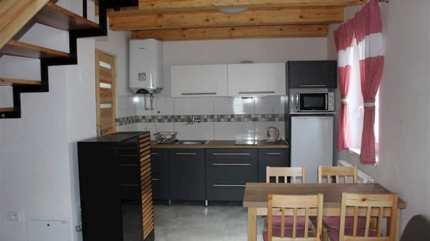 Rekreačná usadlosť, Penzión a chaty Pieninka Lesnica 3