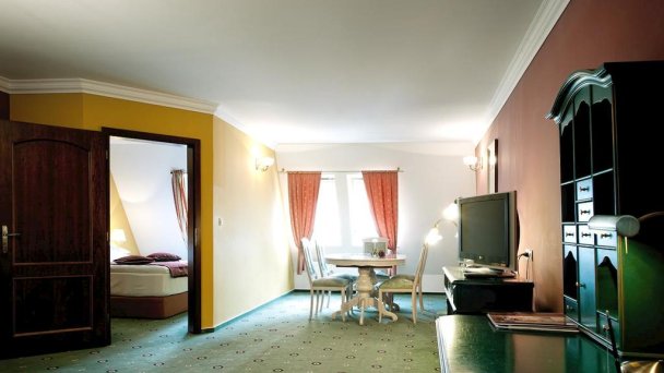 Boutique Hotel MARATON Košice - Staré Mesto 26