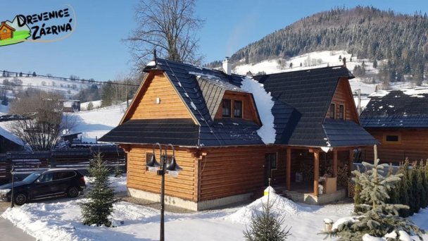 Drevenice Danka a Hanka Zázrivá 75