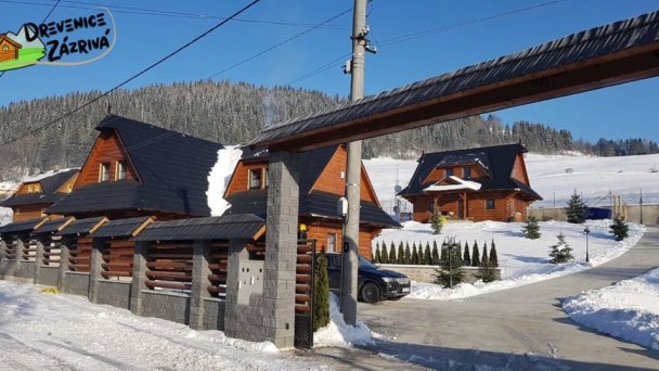 Drevenice Danka a Hanka Zázrivá 64