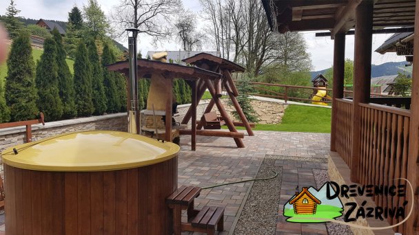 Drevenice Danka a Hanka Zázrivá 42