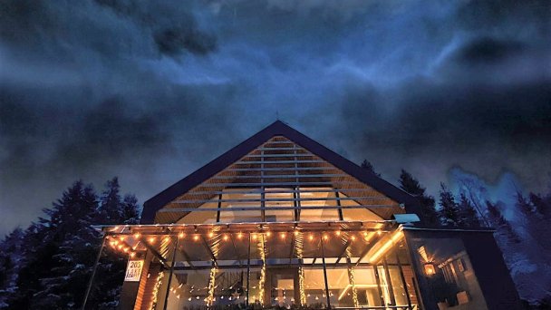 Lake Forest Dedinky Resort 35