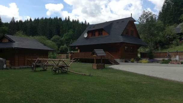 Drevenice u Jozefa Oravský Podzámok 12