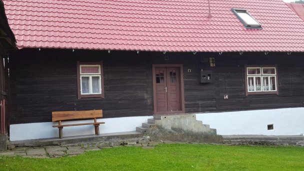 Oravská drevenička Lomná 18