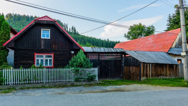 Oravská drevenička Lomná 20