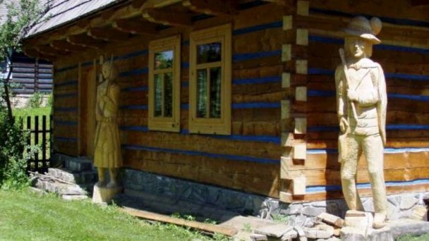 Drevenica a chata pod Furmancom Malá Franková 13
