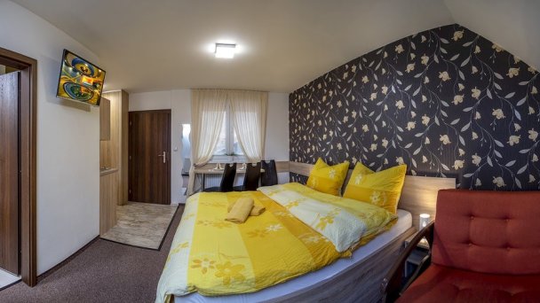 VILA AJKA Bešeňová 38