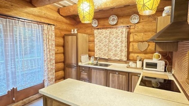 CHATA MARÍNA KUBÍNSKA HOĽA Dolný Kubín 30