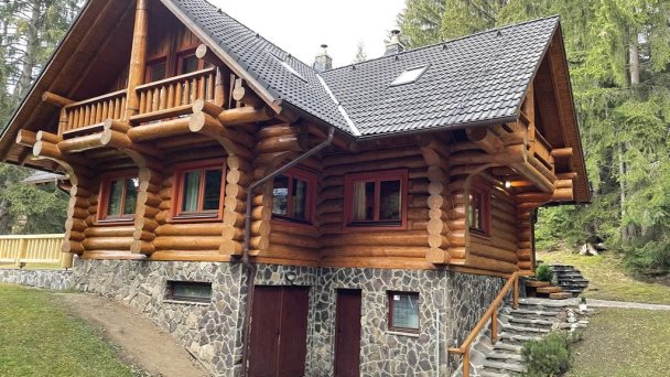 CHATA MARÍNA KUBÍNSKA HOĽA Dolný Kubín 26