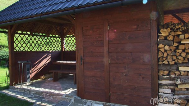 Drevenica MEDVEDICA Osturňa 35