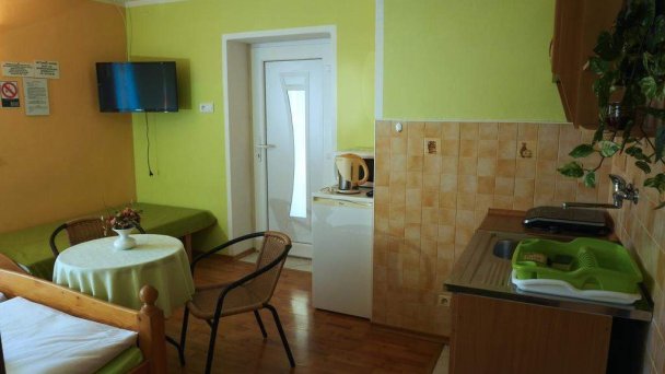 Apartmán pri zámočku Bešeňová 9 Apartmán pri zámočku Bešeňová 9