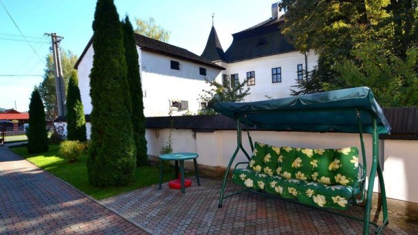 Apartmán pri zámočku Bešeňová 5 Apartmán pri zámočku Bešeňová 5