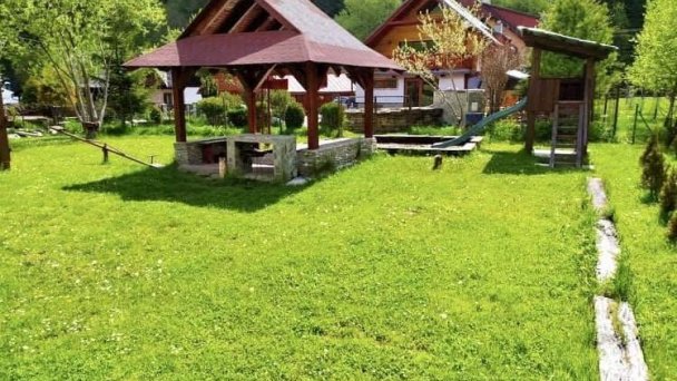 Zázrivský dvor - Chata pod Magurou Zázrivá 10