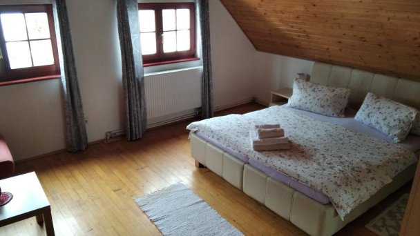 Zázrivský dvor - Chata pod Magurou Zázrivá 4