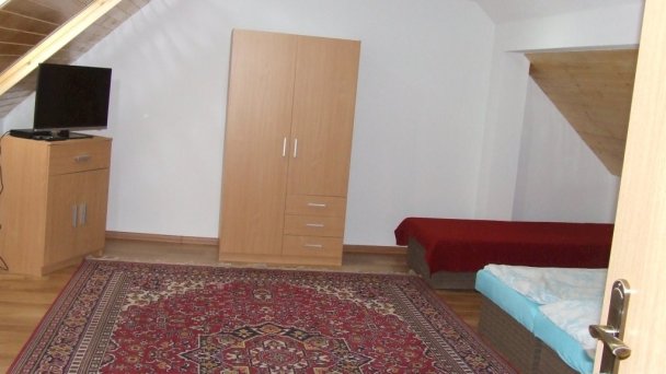 Privát Salatín Ludrová 8 Privát Salatín Ludrová 8