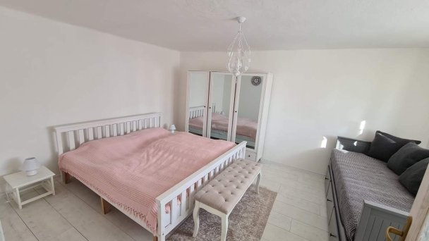 Chalúpka na prameni Lúčka (okres Rožňava) 28