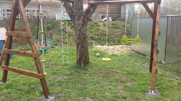Liptovská chata pri potoku Svätý Kríž 26