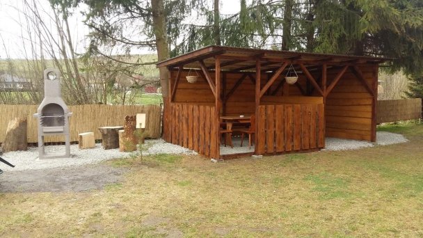 Liptovská chata pri potoku Svätý Kríž 28