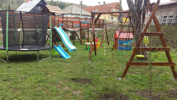 Liptovská chata pri potoku Svätý Kríž 34