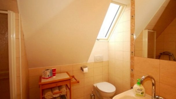 Chata HolidayRaj s wellnessom pri Bešeňovej Malatíny 15