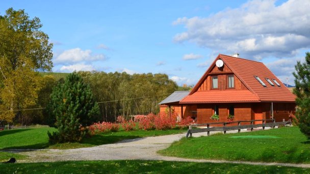Chata HolidayRaj s wellnessom pri Bešeňovej Malatíny 39