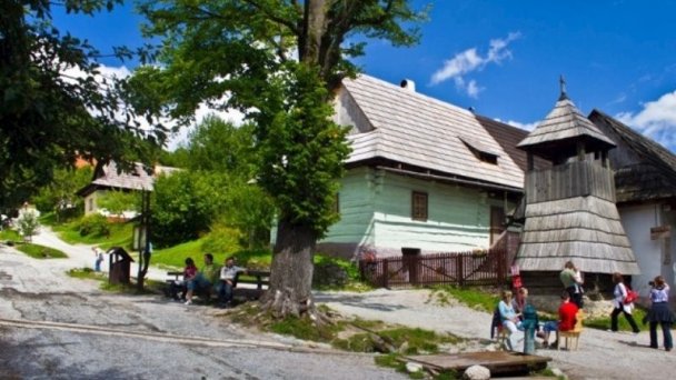Chata HolidayRaj s wellnessom pri Bešeňovej Malatíny 101