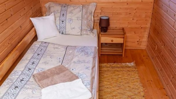 Zrubové chaty na brehu Liptovskej Mary Bobrovník 45