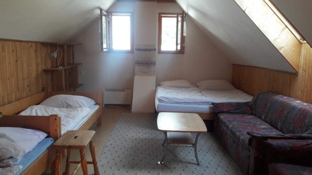 Gazdovský dvor Koristekovci Látky 3