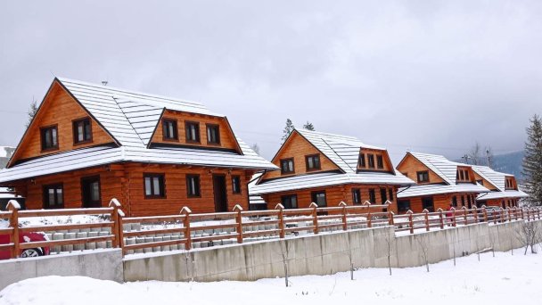 Roháčske zruby 2, 3, 4 Zuberec 8 Roháčske zruby 2, 3, 4 Zuberec 8