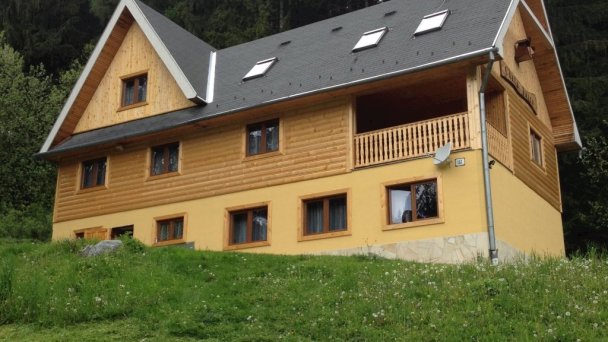 Chaty Fatra 1, Fatra 2, Fatra 3 Čremošné 25