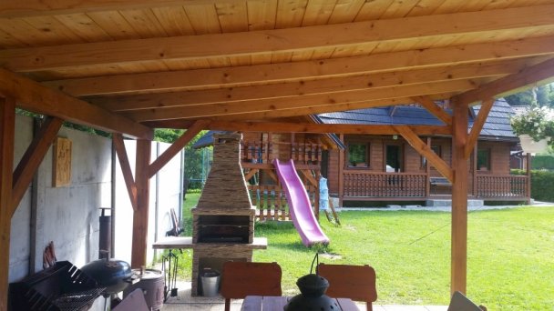 Chalúpka pri mlyne Podbiel 12