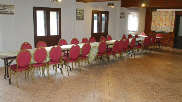 Chata Hron Banská Štiavnica TRVALO ZATVORENÉ 3