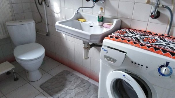 Rodinný dom pod hradom Tisovec 8