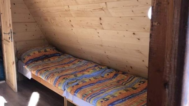 Chatka v lese Ružomberok 11