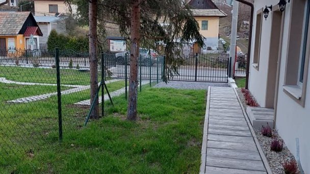 Chaty Michal a Adam Banský Studenec 8