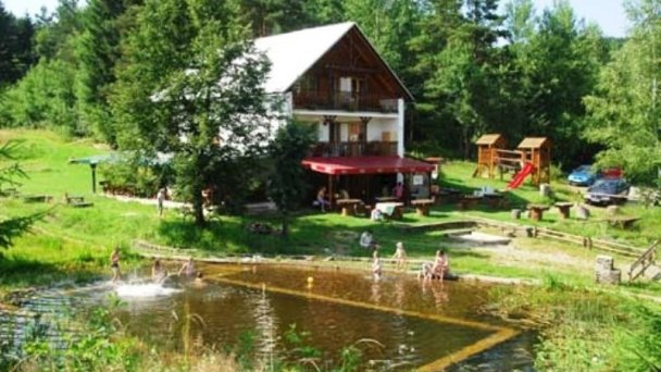 Penzión Skalovka Staškov 8 Penzión Skalovka Staškov 8
