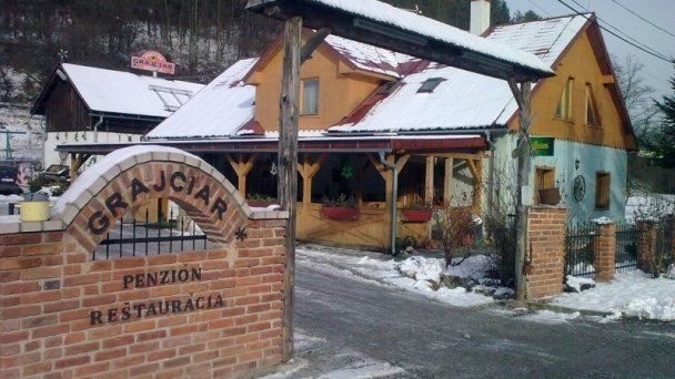 Penzión Grajciar Lučatín 9