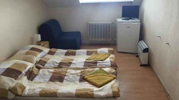 Turistická ubytovňa Hotel Divín 4
