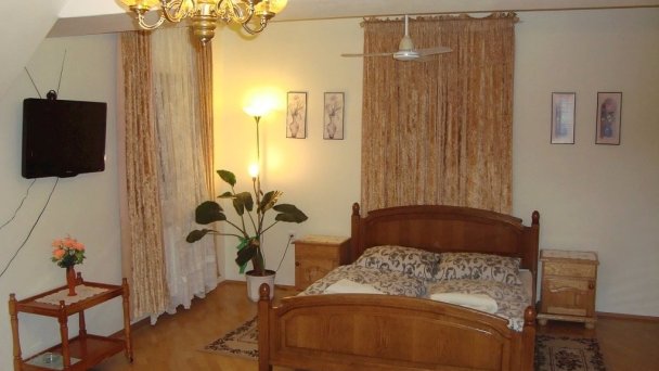 Hotel Kriser Pezinok 11 Hotel Kriser Pezinok 11